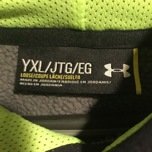 Under armor sweatshirt - Picture 3 of 3